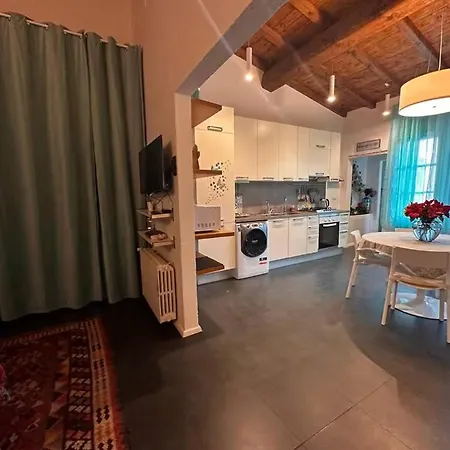 Cozy In Oltrarno Area